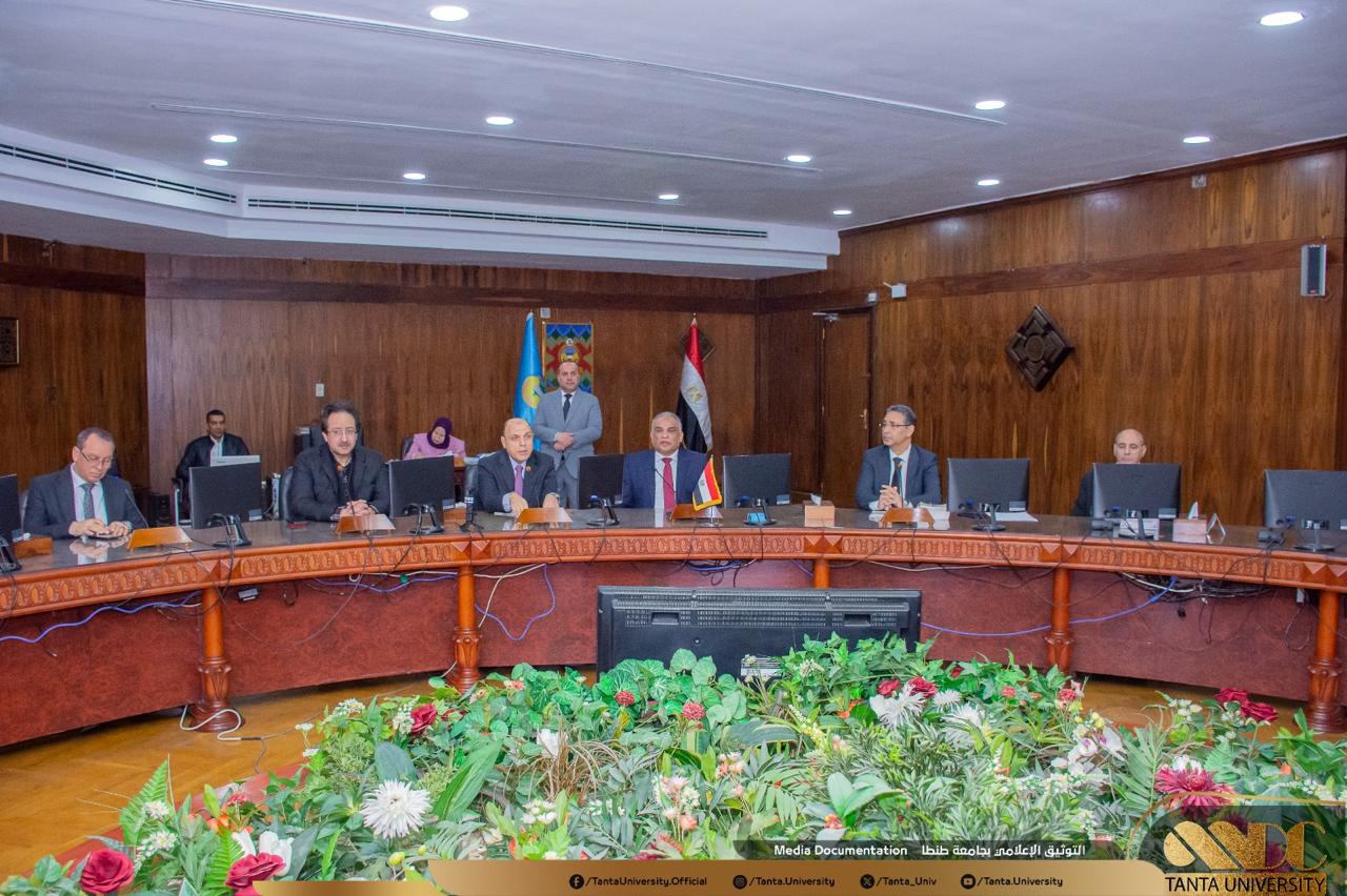 انعقاد مجلس جامعة طنطا الدوري بحضور محافظ الغربية